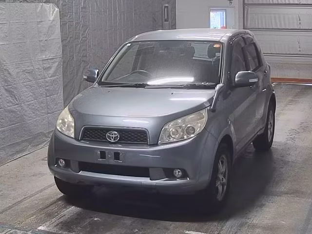TOYOTA RUSH