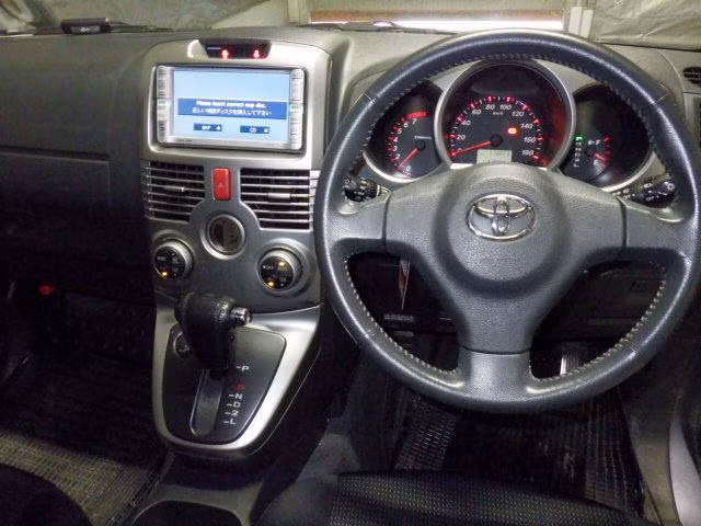 TOYOTA RUSH