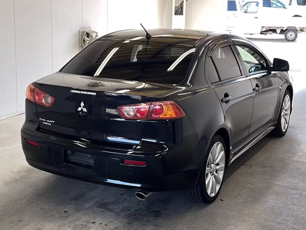 MITSUBISHI GALANT FORTIS
