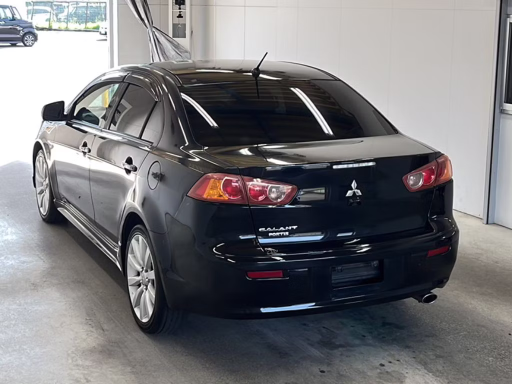 MITSUBISHI GALANT FORTIS