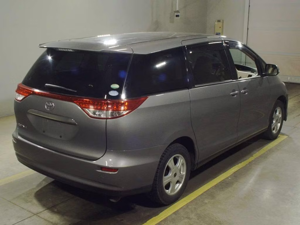TOYOTA ESTIMA