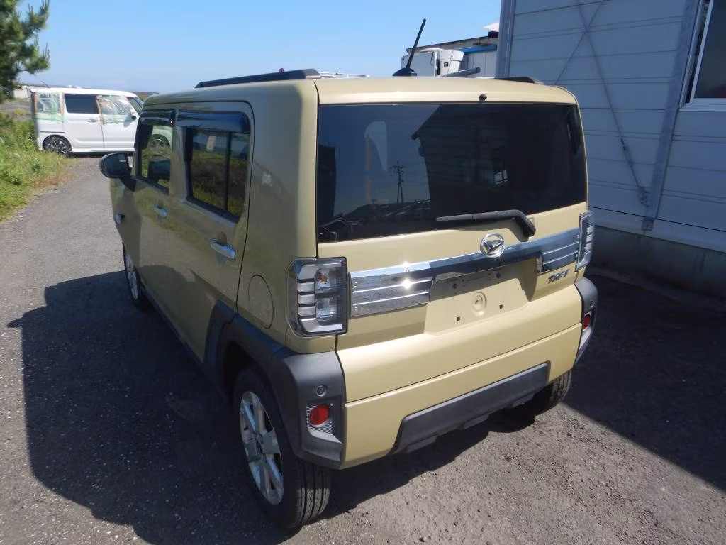 DAIHATSU TAFT