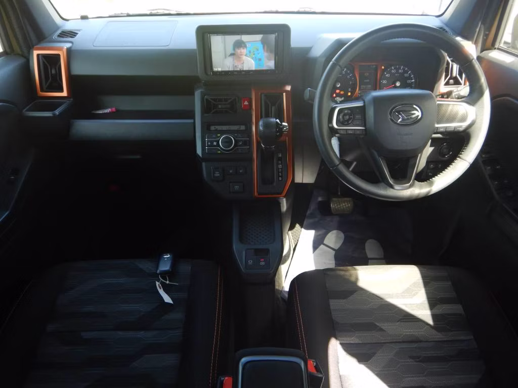 DAIHATSU TAFT