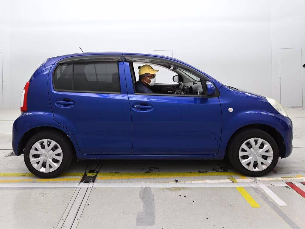 TOYOTA PASSO