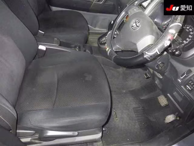 TOYOTA RUSH