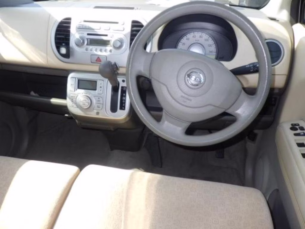 NISSAN MOCO