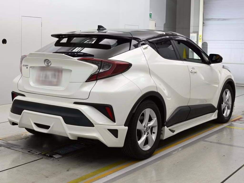 TOYOTA C-HR