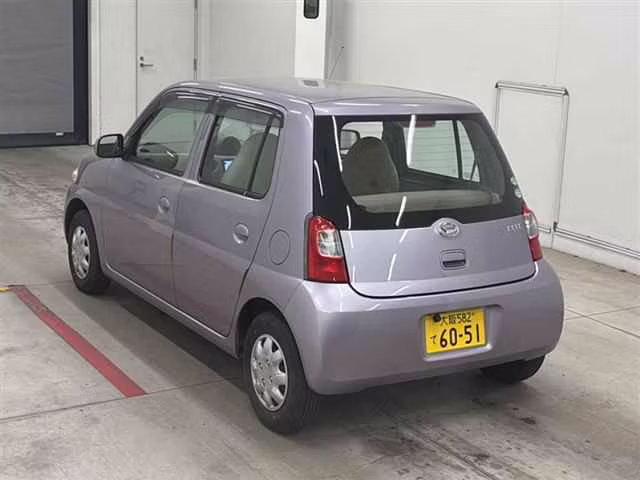 DAIHATSU ESSE