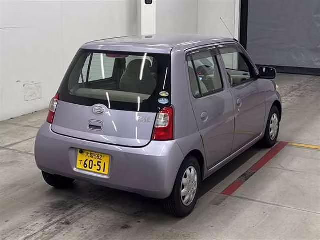 DAIHATSU ESSE