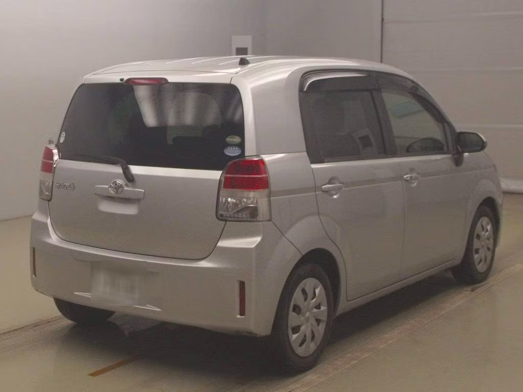 TOYOTA SPADE