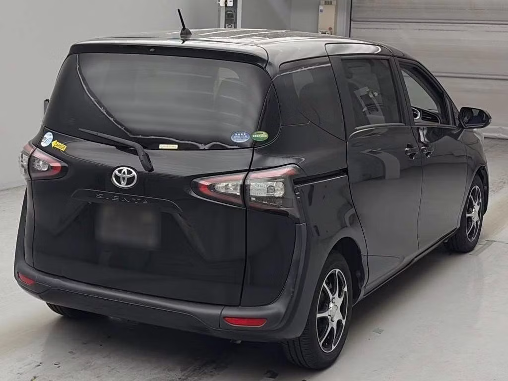TOYOTA SIENTA