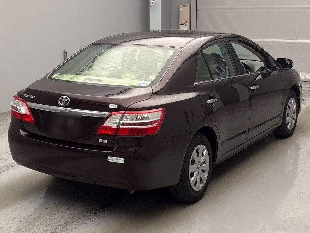 TOYOTA PREMIO