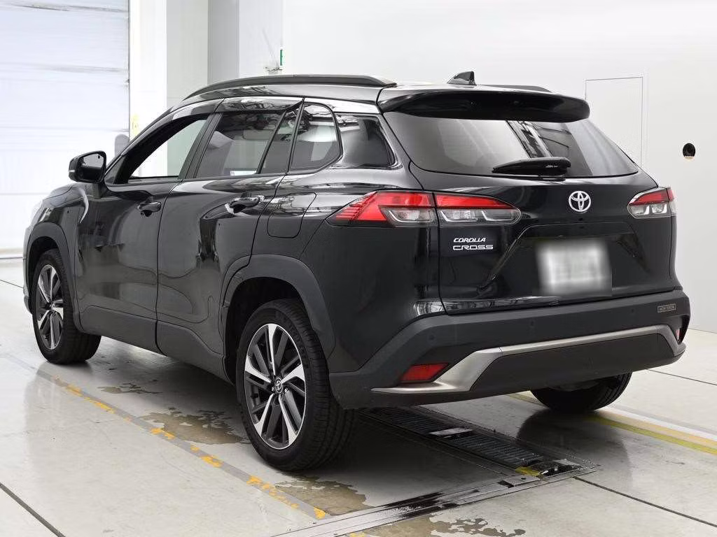 TOYOTA COROLLA CROSS