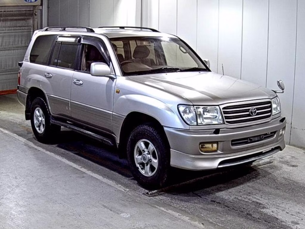 TOYOTA LAND CRUISER