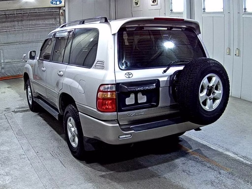 TOYOTA LAND CRUISER