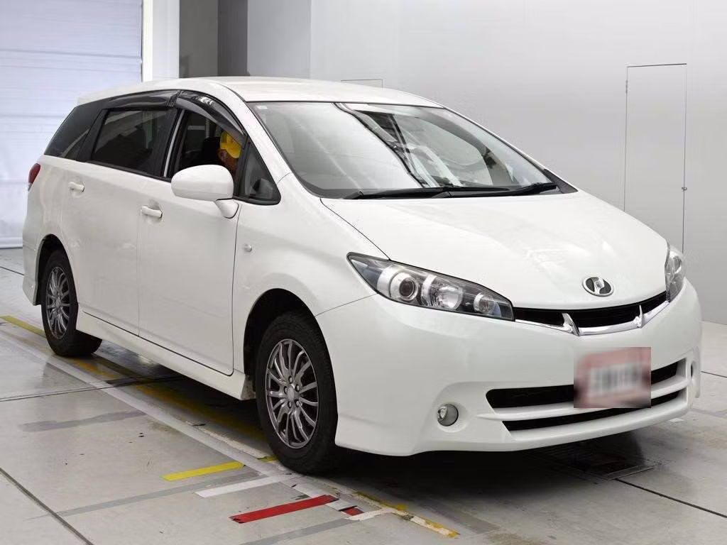 TOYOTA WISH