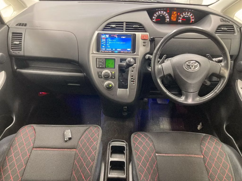 TOYOTA RACTIS