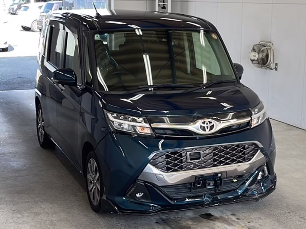 TOYOTA TANK