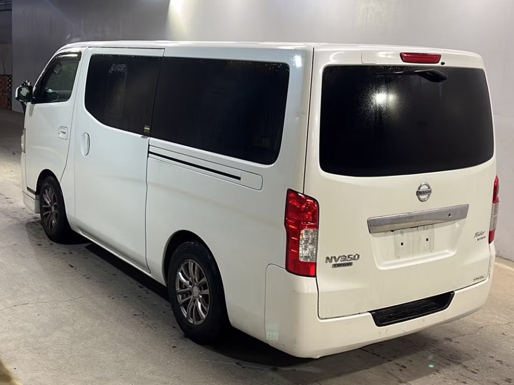 NISSAN NV350 CARAVAN