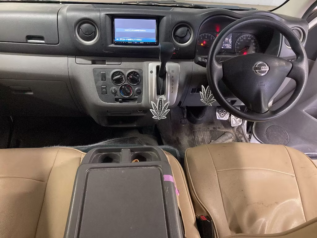 NISSAN NV350 CARAVAN