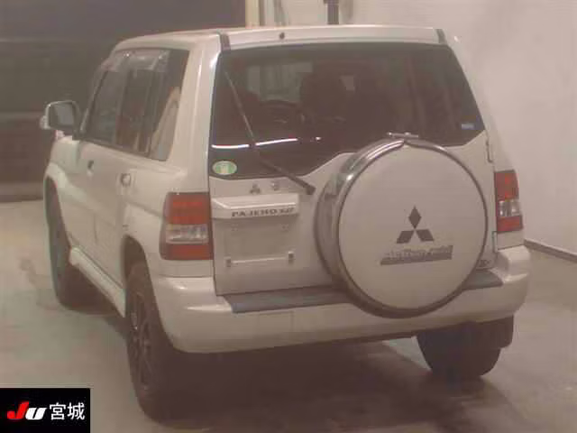 MITSUBISHI PAJERO IO