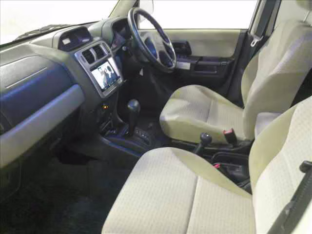 MITSUBISHI PAJERO IO