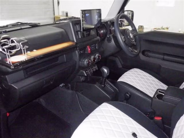 SUZUKI JIMNY SIERRA