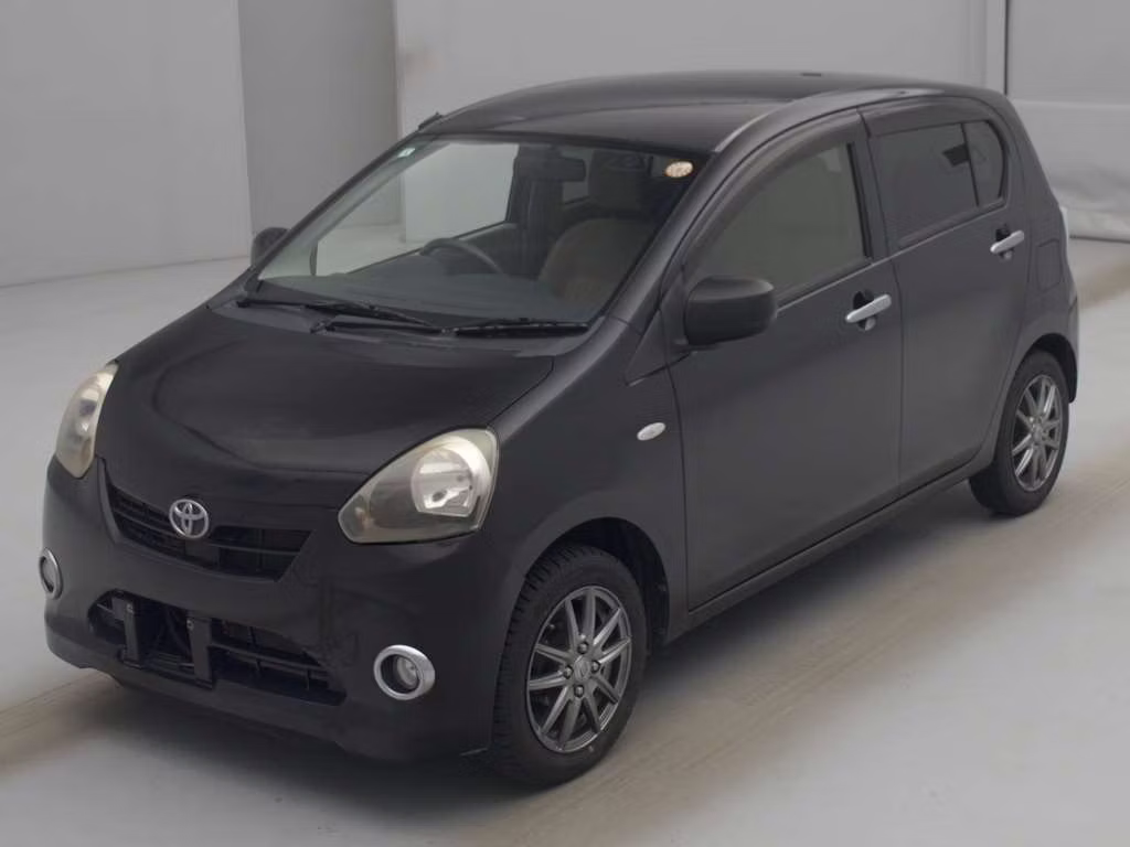 TOYOTA PIXIS EPOCH