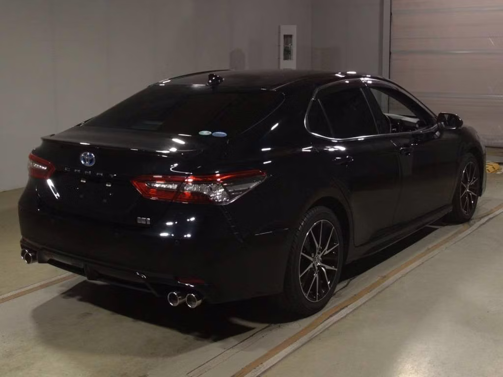 TOYOTA CAMRY