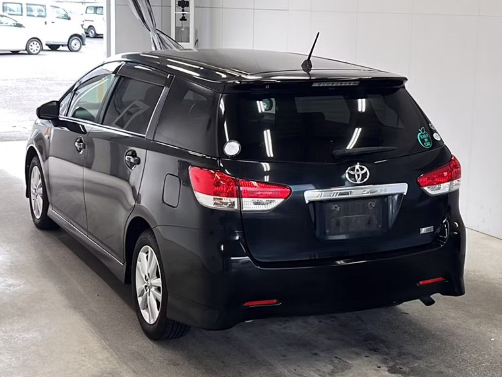 TOYOTA WISH