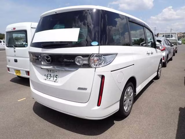 MAZDA BIANTE