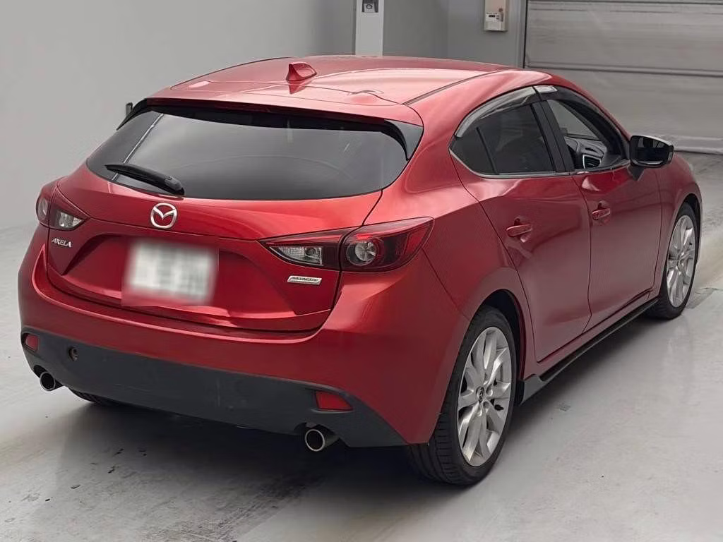 MAZDA AXELA