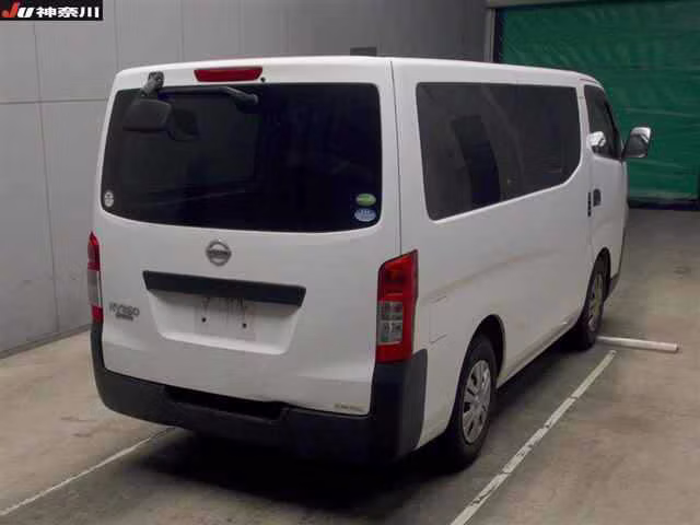 NISSAN NV350 CARAVAN