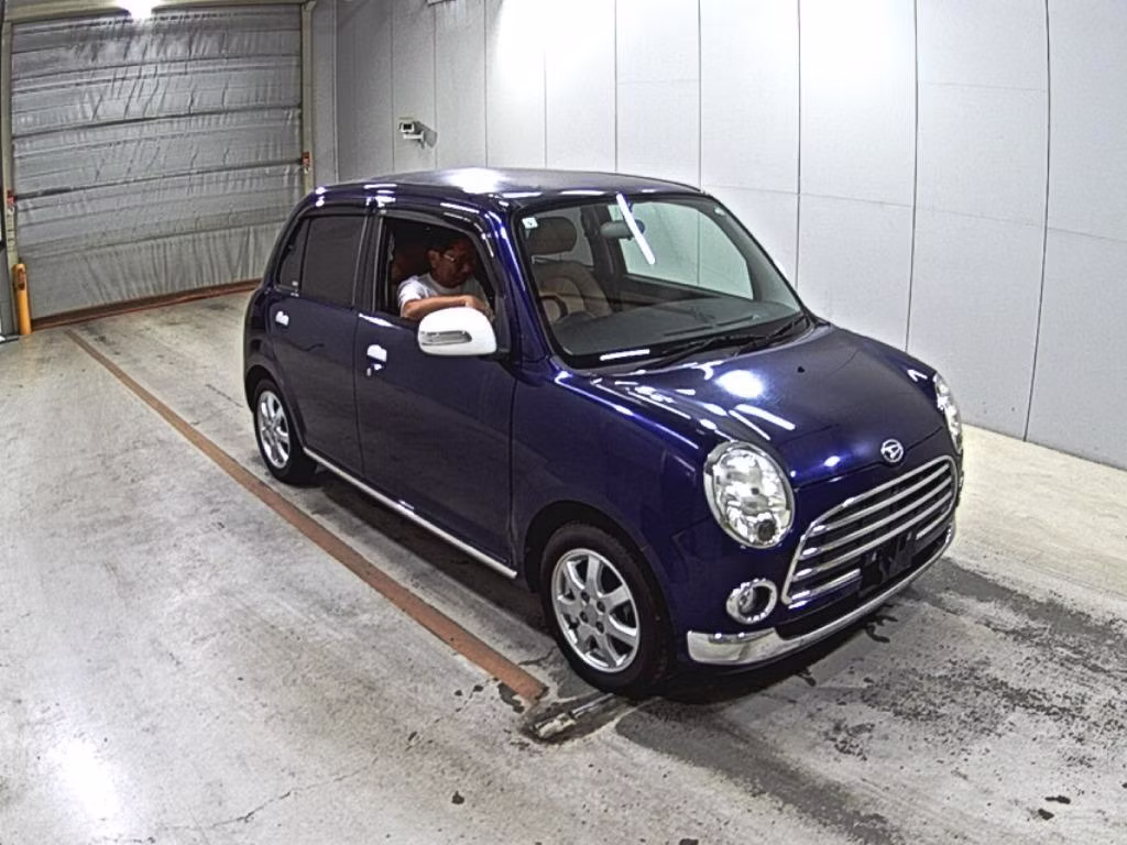 DAIHATSU MIRA GINO