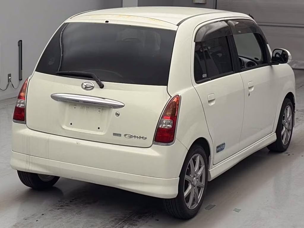 DAIHATSU MIRA GINO