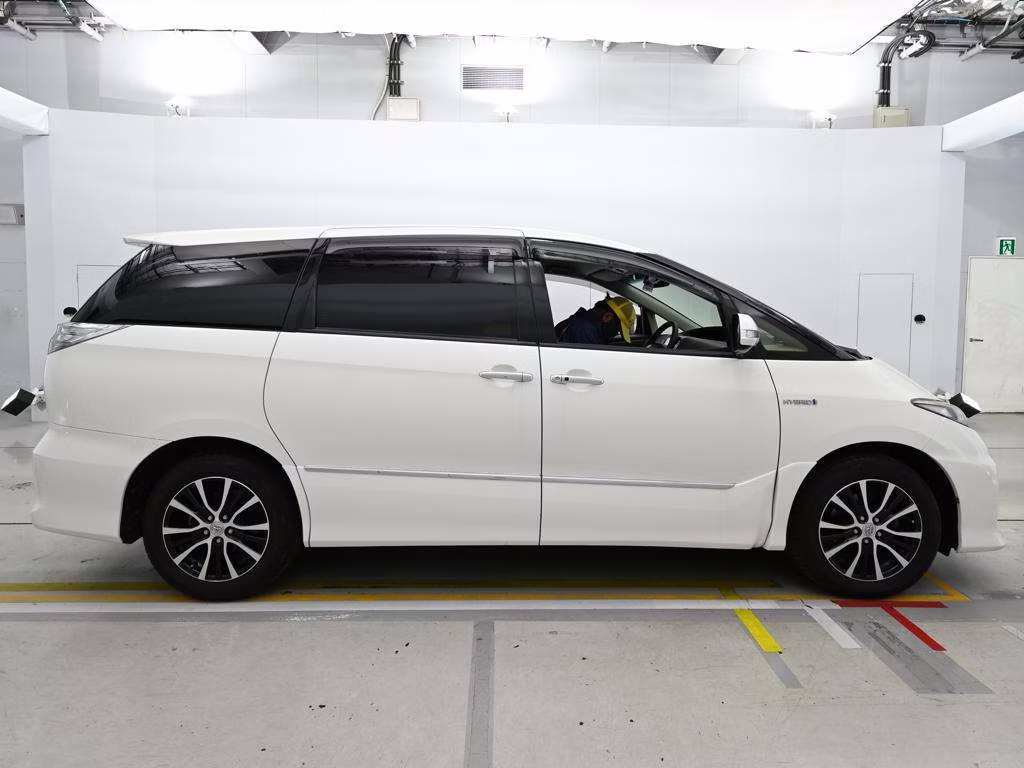TOYOTA ESTIMA