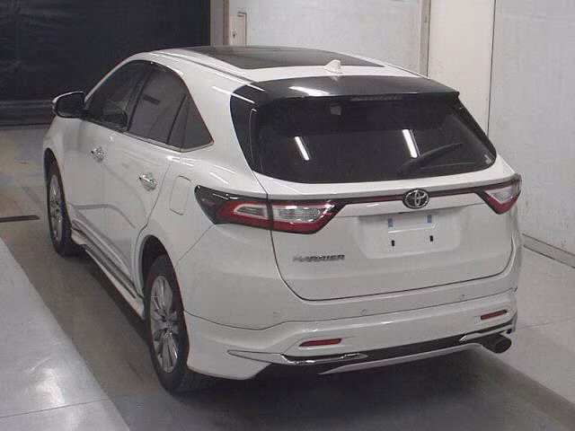 TOYOTA HARRIER