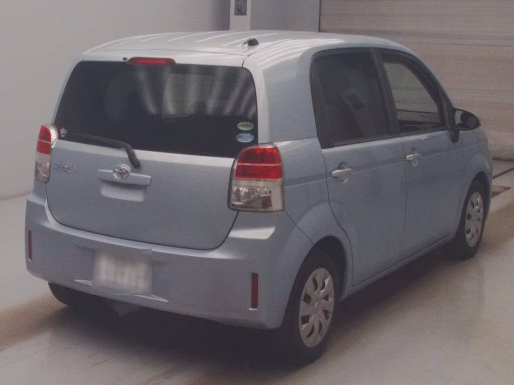 TOYOTA SPADE