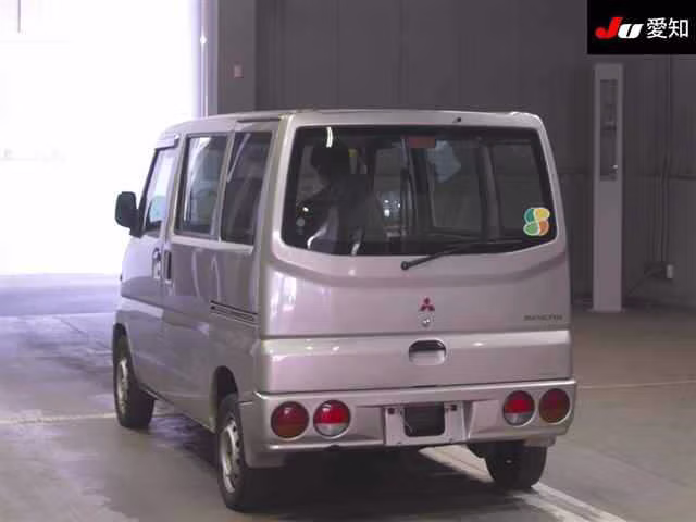 MITSUBISHI MINICAB