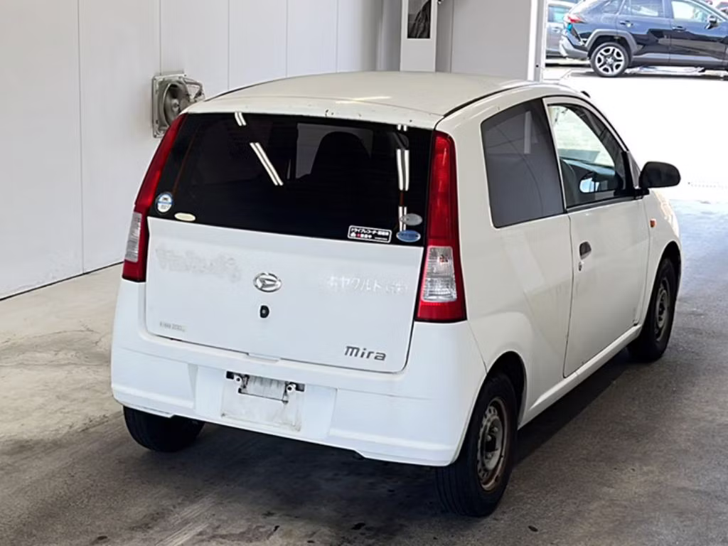 DAIHATSU MIRA