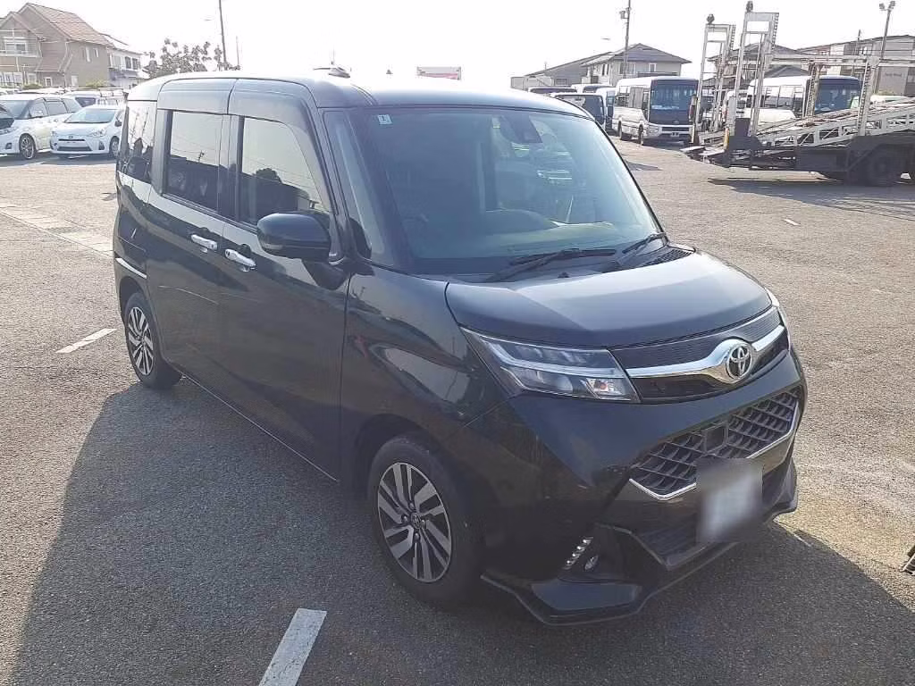 TOYOTA TANK