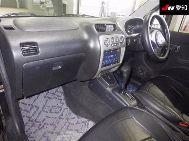 DAIHATSU TERIOS KID
