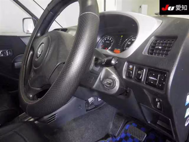 DAIHATSU TERIOS KID
