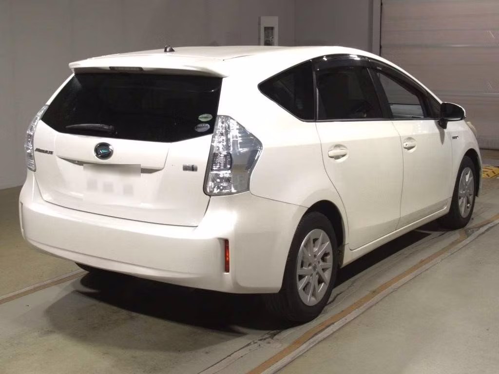 DAIHATSU MEBIUS