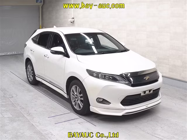TOYOTA HARRIER