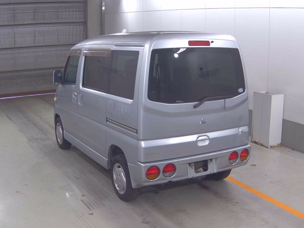 MITSUBISHI TOWN BOX