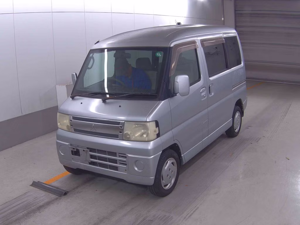 MITSUBISHI TOWN BOX
