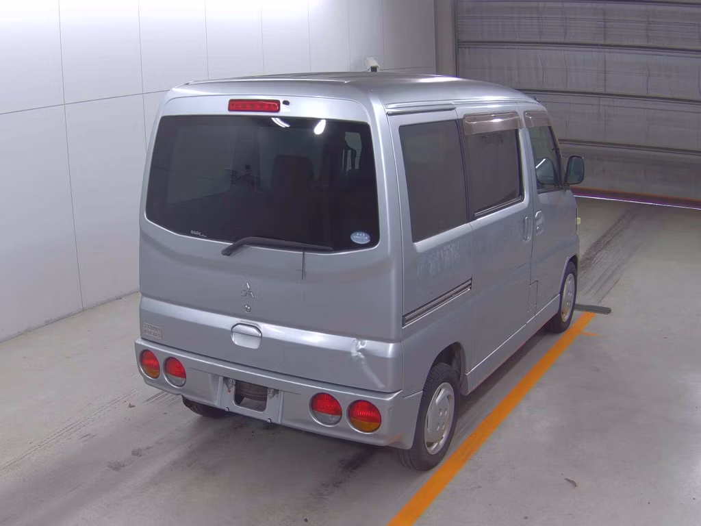 MITSUBISHI TOWN BOX