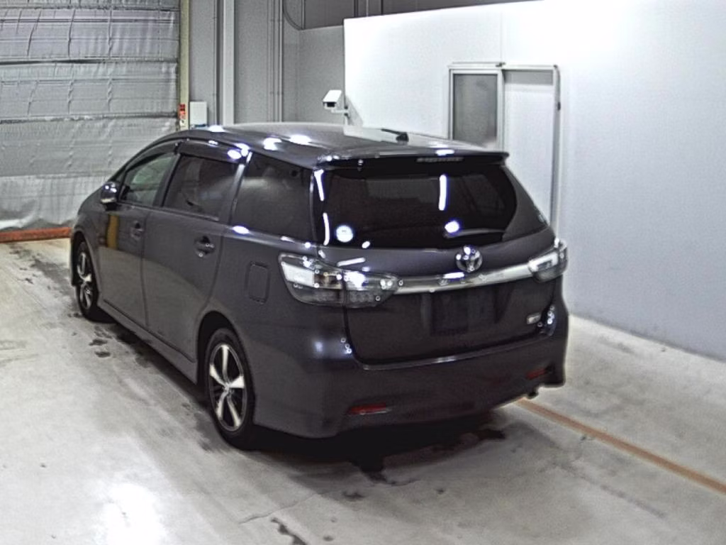TOYOTA WISH