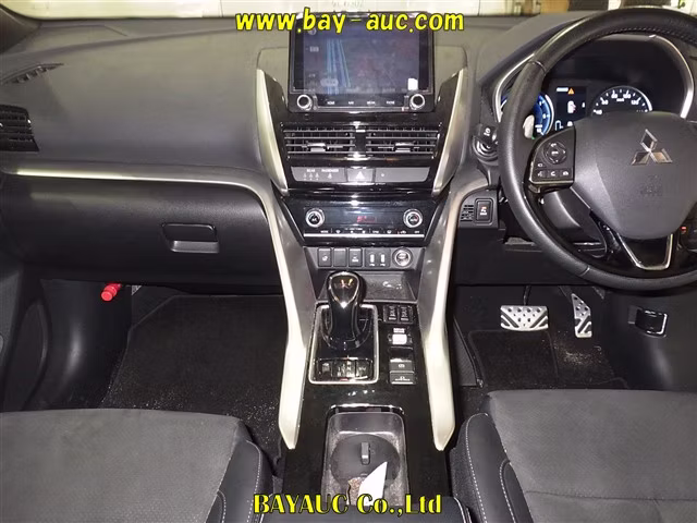 MITSUBISHI ECLIPSE CROSS